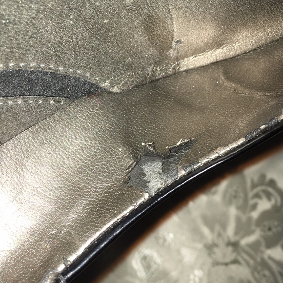 Naturalizer N5 Comfort Black Closed-Toe Heels - Picture 4 of 4